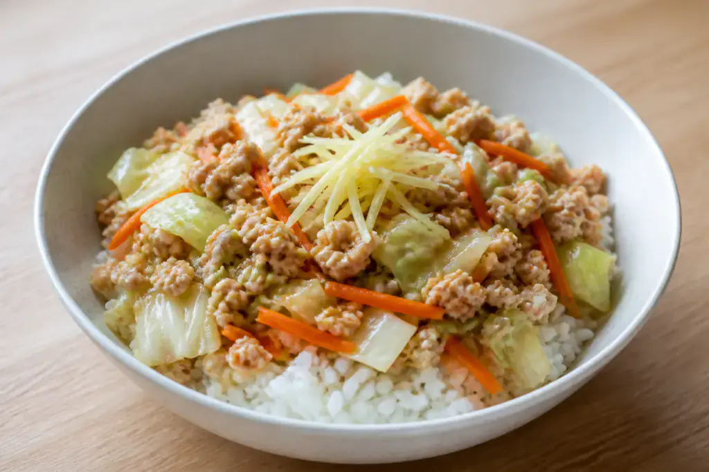 Korean-Style Turkey Cabbage Rice Bowl