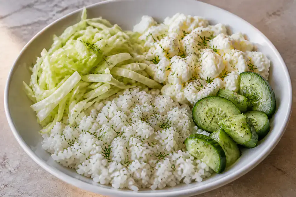 Spanish Kidney-Caution Egg White Rice Cabbage Bowl
